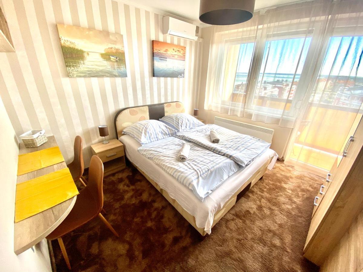 Aqua Blue Apartmanok - Siófok Exterior foto